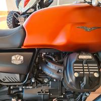 Moto Guzzi V7 IV STONE PASSAGGIO GARANZIA