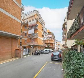 TRILOCALE CASSIA-GROTTAROSSA