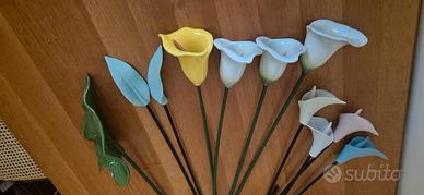 Fiori e foglia in ceramica artigianale 