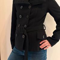Cappotto nero corto