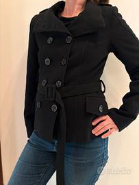 Cappotto nero corto