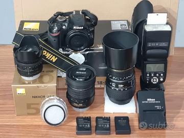 Nikon D3200 reflex con accessori