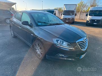 LANCIA DELTA 1.6 MJ 120 CV. GOLD NAVI+CERCHI