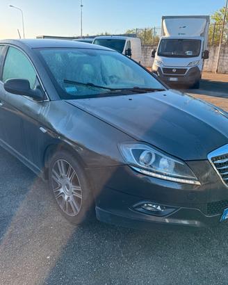LANCIA DELTA 1.6 MJ 120 CV. GOLD NAVI+CERCHI