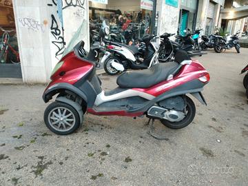 Piaggio MP3 300