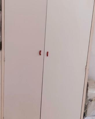 Armadio in legno