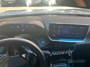 PEUGEOT 2008 ALLURE PURE TECH