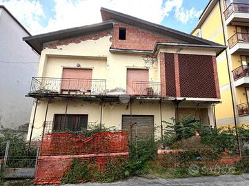 VILLA SINGOLA A PISTOIA