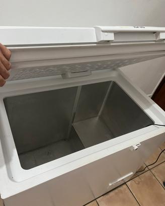 CONGELATORE A POZZETTO IGNIS 255 LITRI