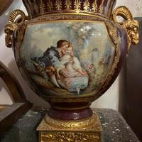 Vaso ornamentale stile Sèvres con decorazioni