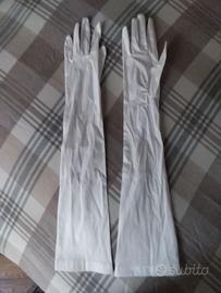 guanti bianchi lunghi da sposa