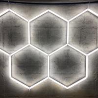 Lampada led esagonale nido d'ape soffitto parete