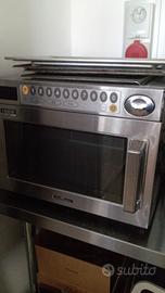 Forno microonde professionale