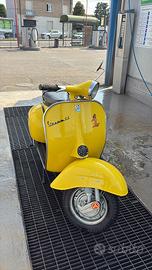 Vespa 160 gs