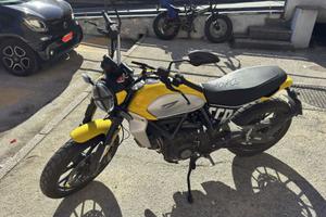 Ducati Scrambler Icon 800