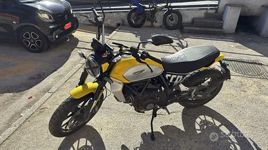 Ducati Scrambler Icon 800