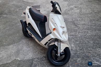 Malaguti phantom f12