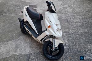 Malaguti phantom f12