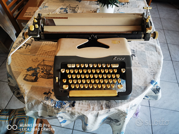 Macchina da scrivere