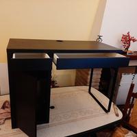 scrivania ikea