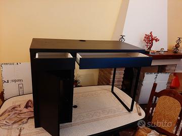 scrivania ikea