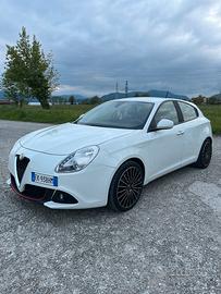 Alfa Romeo Giulietta 120cv 1.4 turbo benzina