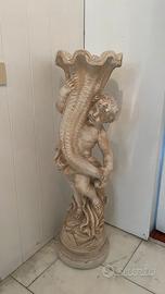 Statua porta vaso in gesso  con  Angelo