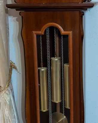 orologio a colonna pendolo da terra Lowell 