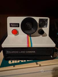 Polaroid 1000 land camera