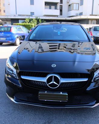 Mercedes-Benz CLA d Automatic Premium