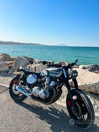 Honda cb 750 cafe racer