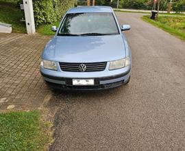 VOLKSWAGEN Passat 5ª serie - 1998