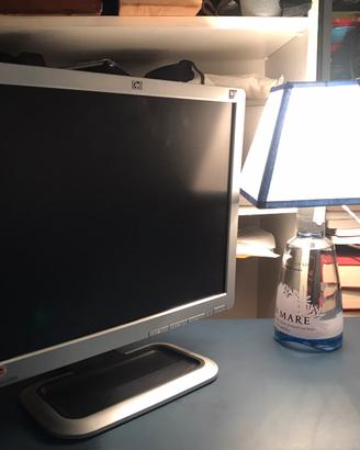 HP MONITOR 17”
