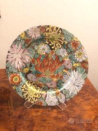 Piatto cinese in ceramica dipinto a mano