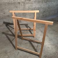 Coppia di cavalletti in legno