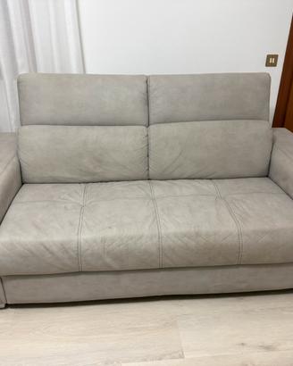 2 divani da tre posti