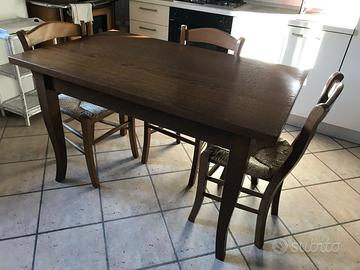 Tavolo da cucina allungabile in legno