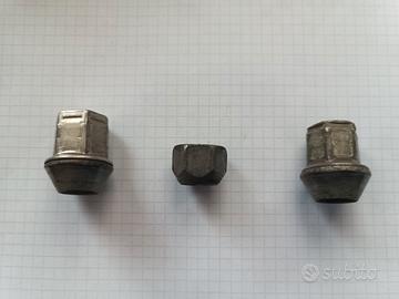 46 Bulloni Ruota Ford