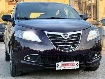 Lancia Ypsilon 1.3 MJT 95CV Platinum FULL/Pelle