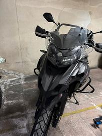 moto con 6000 km