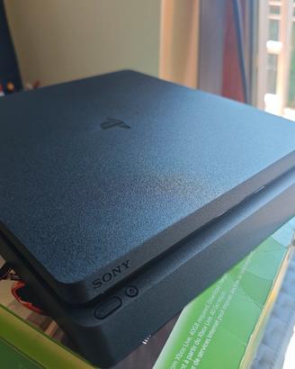 PS4 Slim