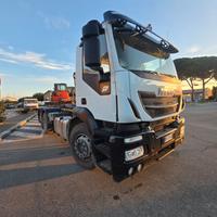 autocarro Iveco stralis scarrabile