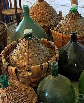 damigiane in vetro diversi volumi