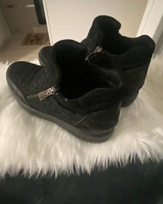 Scarpe stivaletti sneakers alte