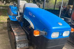 TRATTORE NEW HOLLAND TK70VA