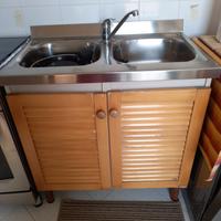 lavello e scolapiatti  