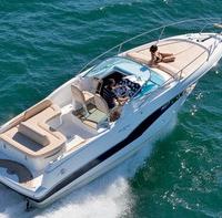 Barca motore walk around