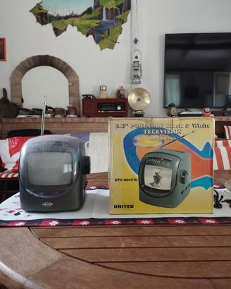 Televisore/ radiolina United 