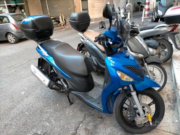 suzuki sixteen 150 scooter a ruote alte