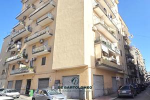 Via amalfi box/autorimessa